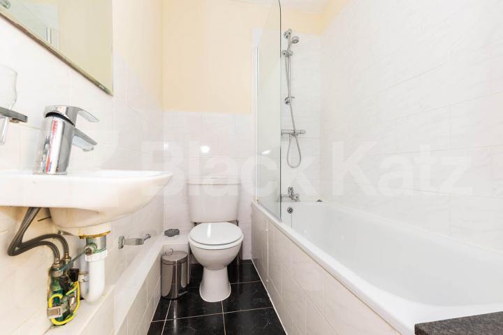 Charming 1-Bedroom Home on Hercules Street Hercules Street , Holloway